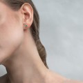 Kleine Ohrringe mit blauen Zirkonen, Bery-Kollektion, Orska-Schmuck