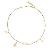 Kurze, goldene Halskette mit Anhängern aus der Bery-Kollektion