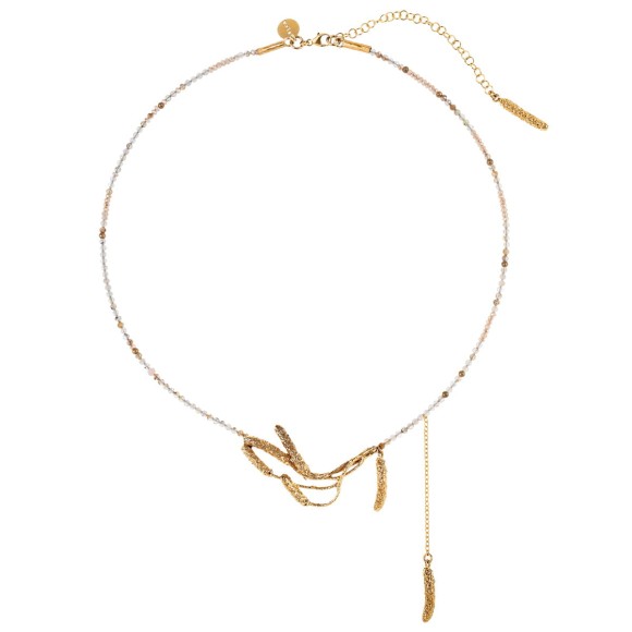 Eine zarte Halskette mit Natursteinen und Birkenknospen aus der Bery-Kollektion, Orska Schmuck