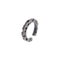 Graphit-Herrenring mit unregelmäßiger Textur, aus der Lava-Kollektion, Orska-Schmuck
