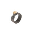 Handgefertigter, kunstvoller Ring aus der Moon MOP28-1 Kollektion von ORSKA Jewelry
