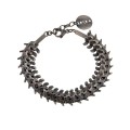 Künstlerisches FOA36-Armband aus Messing in Graphitfarbe aus der Fossil-Kollektion von ORSKA Jewelry