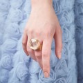 Ring mit geschliffenem Kristall aus der Julia ORSKA Kollektion