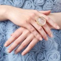 Vergoldeter Ring mit Kristallglas ORSKA