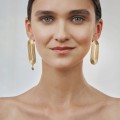 Ovale goldene Ohrringe mit grauem Kristall aus der Holos HOK42-4 ORSKA-Kollektion