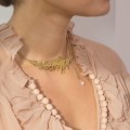 Goldkette mit Zweig und Kristall aus der Thuja-Kollektion