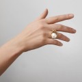 Originalring mit einer Perle und zwei Diamanten aus der Verum VRP229-1 ORSKA Kollektion