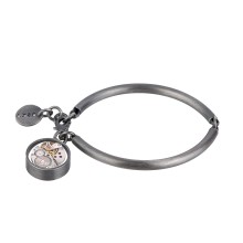 Zartes Armband mit Anhänger mit Uhrwerk aus der Vintage Kollektion