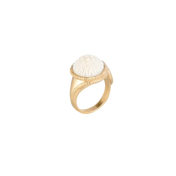 Goldener Siegelring mit geschnitzter Chrysantheme aus der Kembali-Kollektion KEP48-1 ORSKA