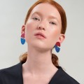 Himbeerblaue Ohrringe aus der Tache TAK32-3-2 ORSKA Kollektion