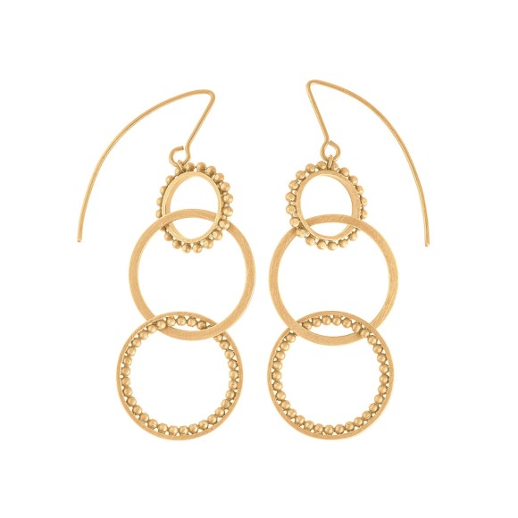 Goldene Gliederohrringe aus der Ray-Kollektion von ORSKA Schmuck