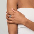Breiter Ring mit durchbrochenem Muster und Amethyst aus der Duo DOP42-1 ORSKA Kollektion