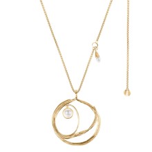 Lange, vergoldete Halskette mit rundem Anhänger aus der Prato Kollektion