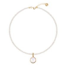 Vergoldete, kurze Choker-Halskette mit Perlen und Diamant aus der Verum Kollektion