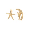 Asymmetrische goldene Seestern-Ohrringe aus der Maris-Kollektion