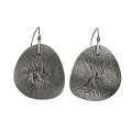 MOK29-1 Graphitohrringe mit Textur aus der Moon-Kollektion, ORSKA-Schmuck