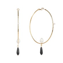 Creolen aus Perlen und Onyx aus der Parer Kollektion