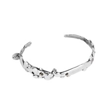 Starres Silberarmband mit Meteorit aus der Meteoros Kollektion