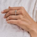 Silberring mit blauem Edelstein