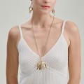 Goldkette mit Mistelzweig und Perlen aus der Bery-Kollektion