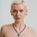 Pozłacany naszyjnik z koralami lapis lazuli z kolekcji Orini ORN64