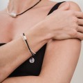 Doppeltes Armband mit Onyx und Perlen mit dunklem Verschluss aus der Parer-Kollektion VIA42-3 ORSKA