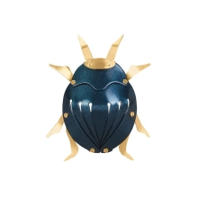 Marineblaue Kartoffelkäferbrosche aus der Plantis Kollektion