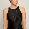 Vergoldete Halskette mit schwarzem Emaille-Anhänger - Minakari ORSKA
