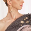 Lange, elegante Ohrringe mit Pfingstrose aus der Tattoo-Kollektion von ORSKA Jewelry