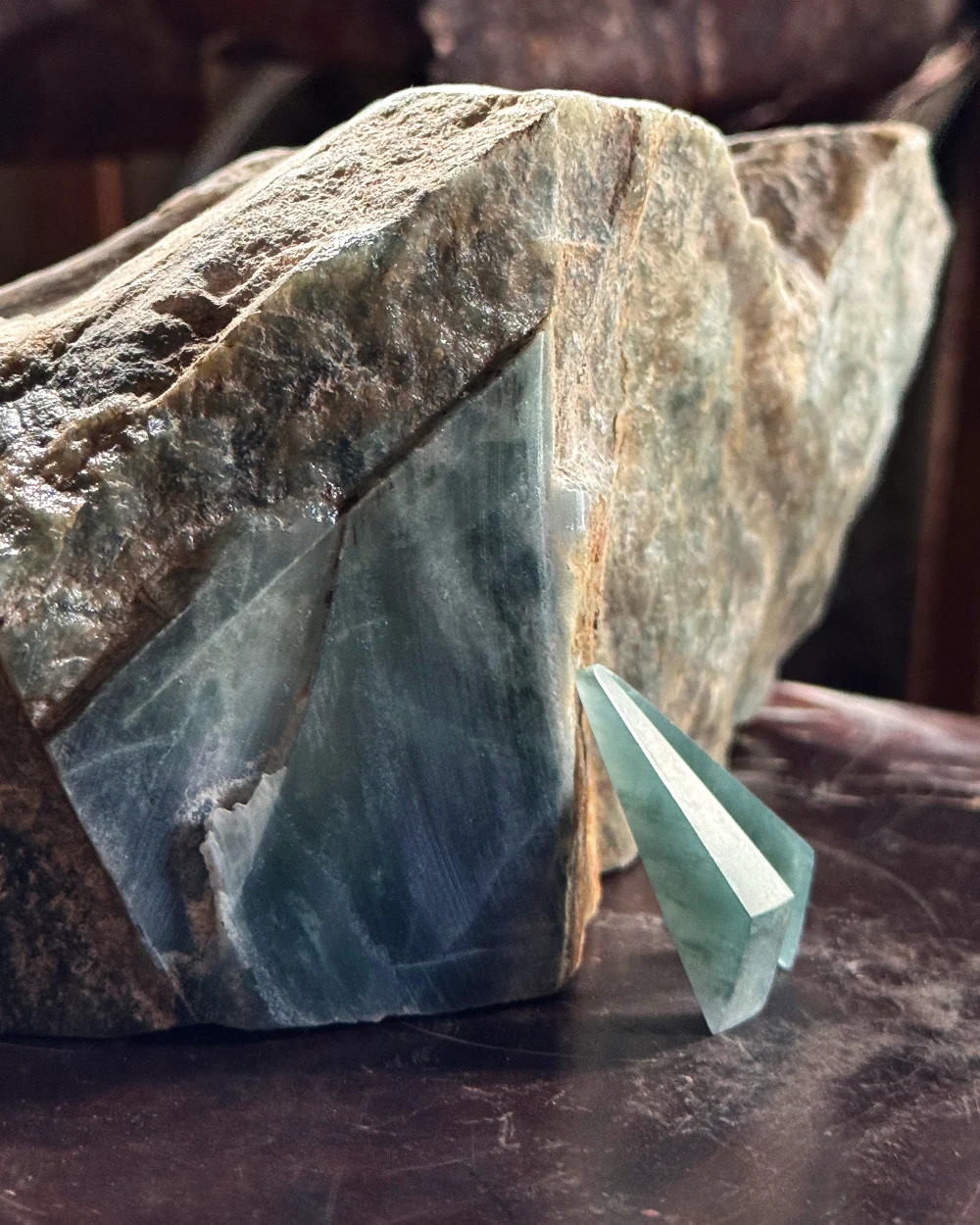 Grüner Jadeit für Schmuck aus der Guatemala-Kollektion