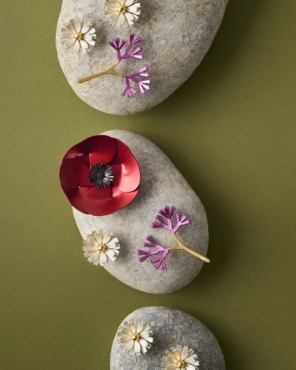 Bunter Schmuck in Blumenform von ORSKA